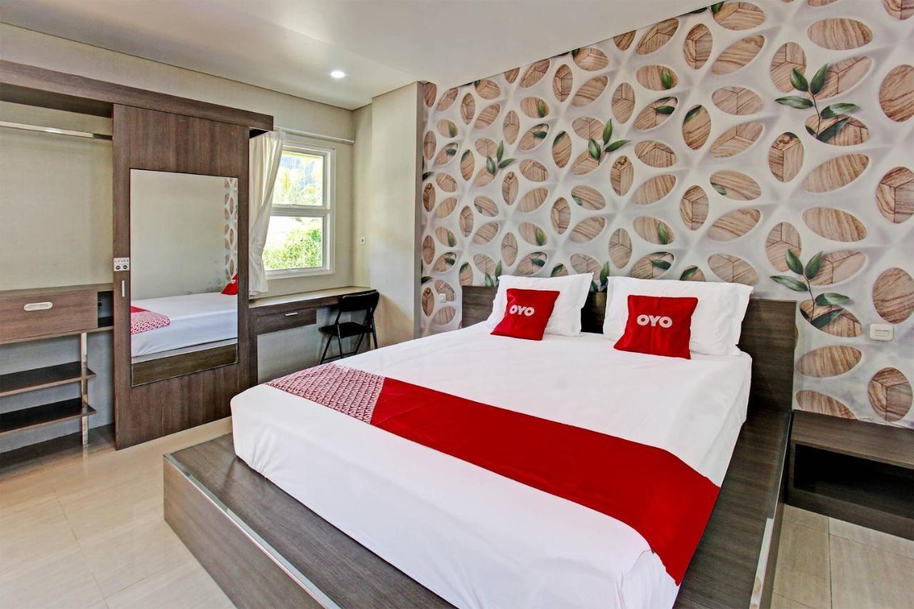 Capital O 91384 Rintaka Residence Senggigi Exterior foto