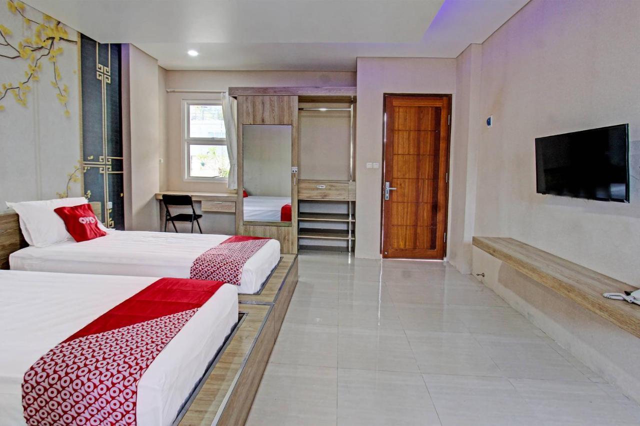 Capital O 91384 Rintaka Residence Senggigi Exterior foto