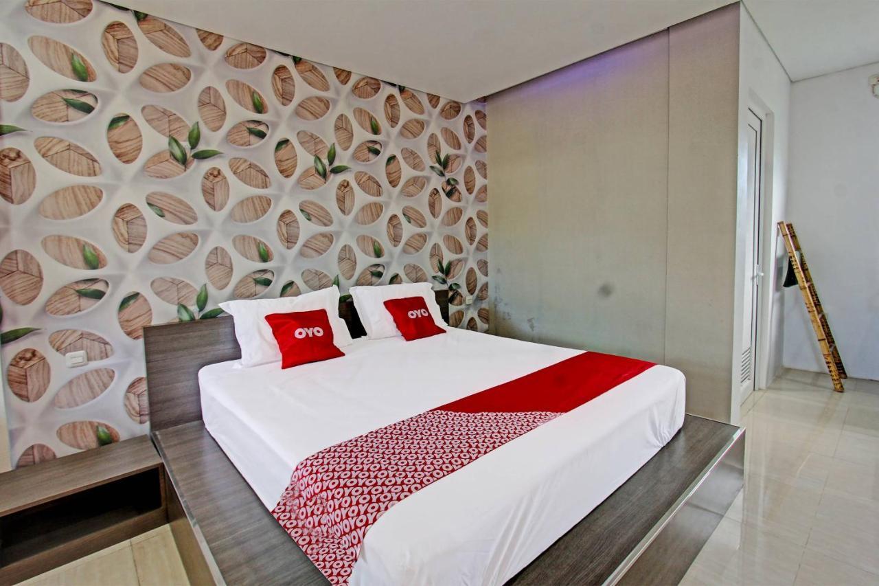 Capital O 91384 Rintaka Residence Senggigi Exterior foto